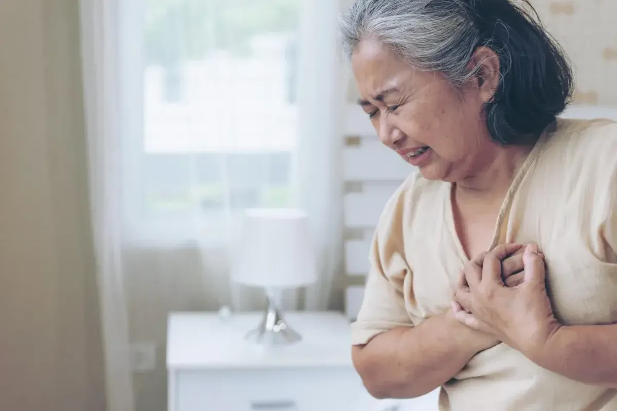 Heart Palpitations During Menopause: Understanding BHRT Solutions